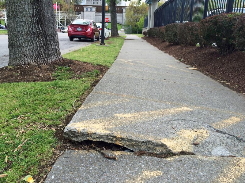 Cracked Sidewalk Repair in Des Moines, IA